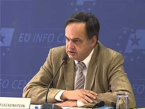 BRUKSELI PRET QE ZGJEDHJET LOKALE TE MOS BOJKOTOHEN NGA ASKUSH NE SHQIPERI LAJM