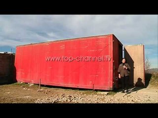 Highlights, 09/01/2015 - Familja që jeton në një kontenier