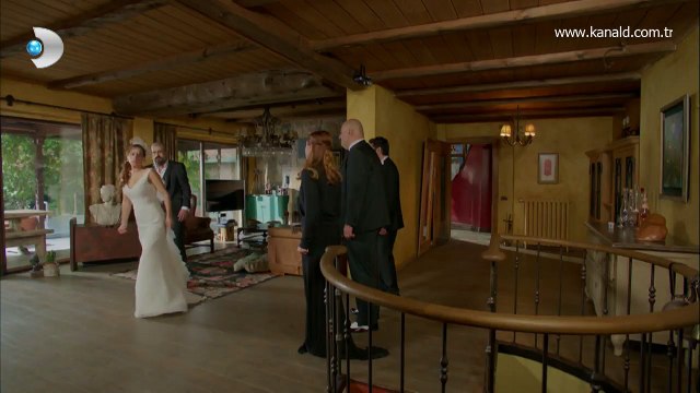 Poyraz Karayel 33. Bölüm - Hiç sevmedin mi beni!