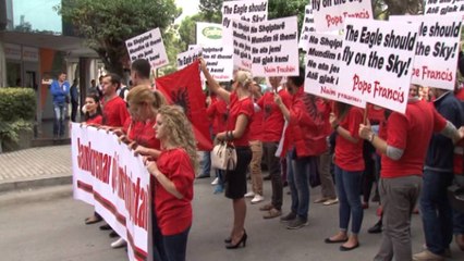 DHUNOHET AMBASADA SHQIPTARE NE MALIN E ZI