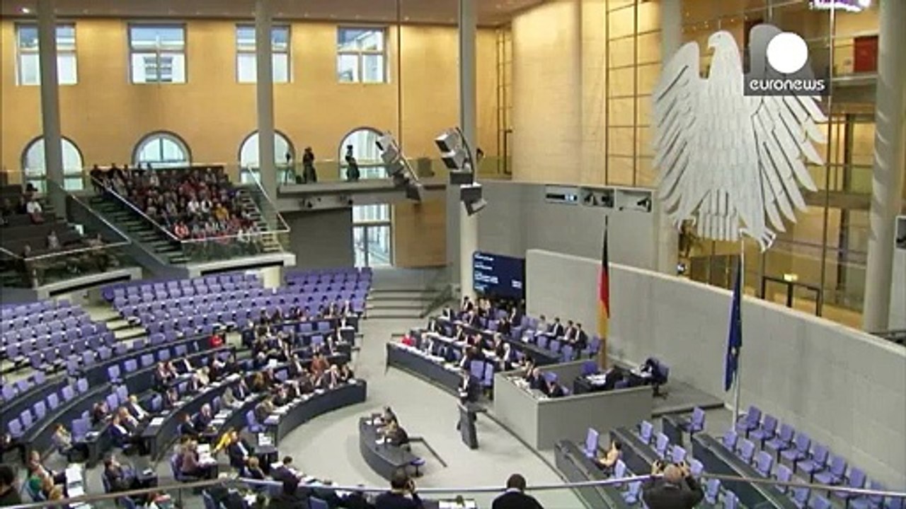 Ministro alemão rejeita eliminar salário mínimo para acolher refugiados