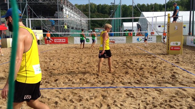 6 SD vs NOR Usken/Retterholt NOR 2-0 (21-17,21-18)