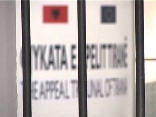 MINISTRI TAHIRI LETER PRESIDENTIT NISHANI PER GJYQTARET E KORRUPTUAR NE VEND LAJM