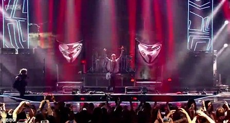 5 Seconds Of Summer : l'impressionnante chute de Michael Clifford