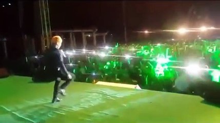 Em Của Ngày Hôm Qua - Sơn Tùng MTP (Live) OPPO SHOW Hà Nội 18/10/2014