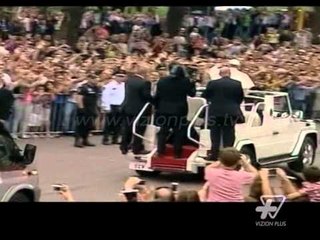 Polemika per viziten e Papa Françeskut - News, Lajme - Vizion Plus