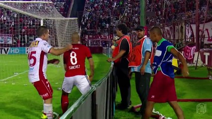 Expulsé pour avoir mis une claque à un ramasseur de balle