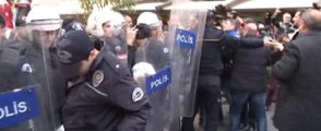 'Can Dündar ve Erdem Gül' eylemine polisten sert müdahale