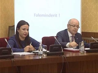 Скачать видео: MINISTRI CANI PREZANTON PROJEKTBUXHETIN, “ULET EVAZIONI E BORXHI,SHTOHEN INVESTIMET” LAJM