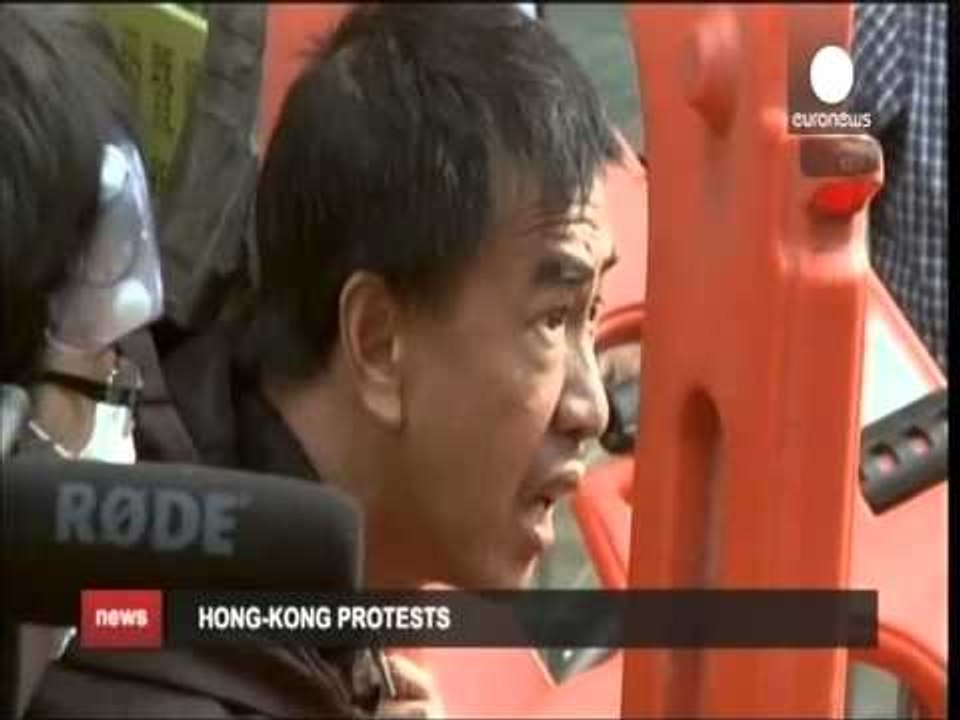 PROTESTUESIT NE HONG KONG KERKOJNE BISEDIME DIREKTE ME ZYRTARET E LARTE KINEZE LAJM