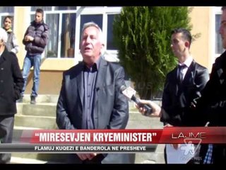 Download Video: “Mirësevjen kryeminister”, flamuj kuqezi e banderola në Preshevë - News, Lajme - Vizion Plus