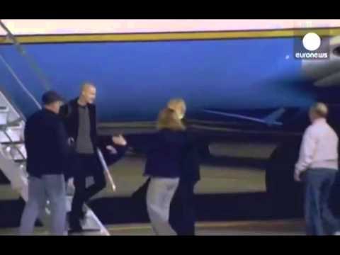 DY AMERIKANET E LIRUAR NGA KOREJA E VERIUT MBERRITEN NE NJE BAZE USHTARAKE NE SHBA LAJM