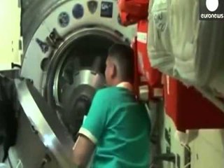 KTHEHET NE TOKE ANIJA KOZMIKE ME ASTRONAUTET NGA STACIONI HAPESINOR ISS LAJM
