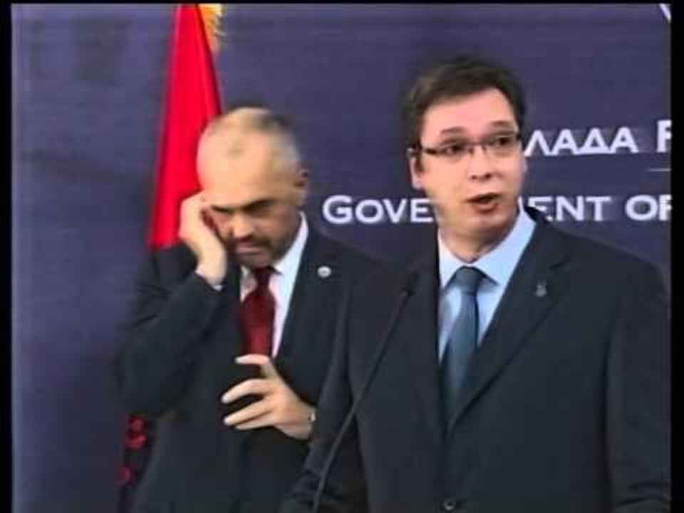 RAMA THIRRJE SERBISE QE TE NJOHE KOSOVE, VUÇIÇ “NUK E LEJOJ POSHTERIMIN NE BEOGRAD” LAJM