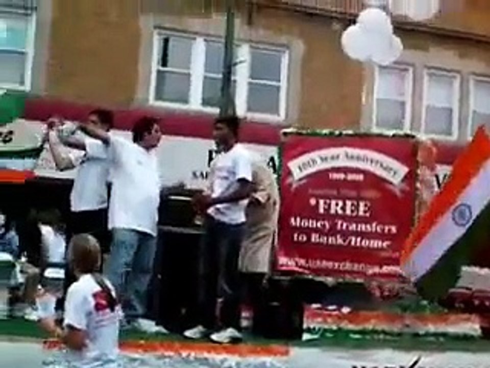 Blink 182- Travis Barker Drum Solo Chicago August 15, 2009