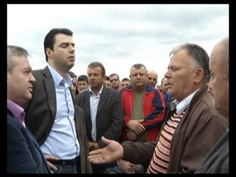 BASHA TAKIM ME FERMERET E DIVJAKES U BEN THIRRJE TE DALIN NE PROTESTA MASIVE LAJM
