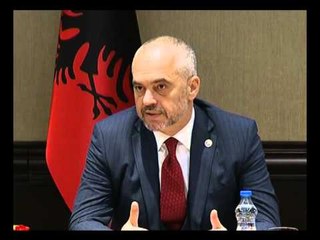 BASHKEBISEDIMI I PLOTE NE BEOGRAD I KRYEMINISTRIT RAMA ME GAZETARET SHQIPTARE LAJM