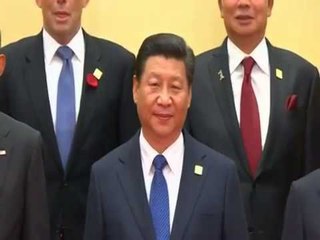 PRESIDENTI AMERIKAN BARAK OBAMA TAKON HOMOLOGUN RUS VLADIMIR PUTIN NE KINE LAJM