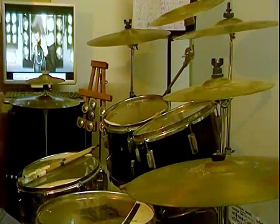 ALESSANDRA AMOROSO -Urlo E Non Mi Senti -drumcover