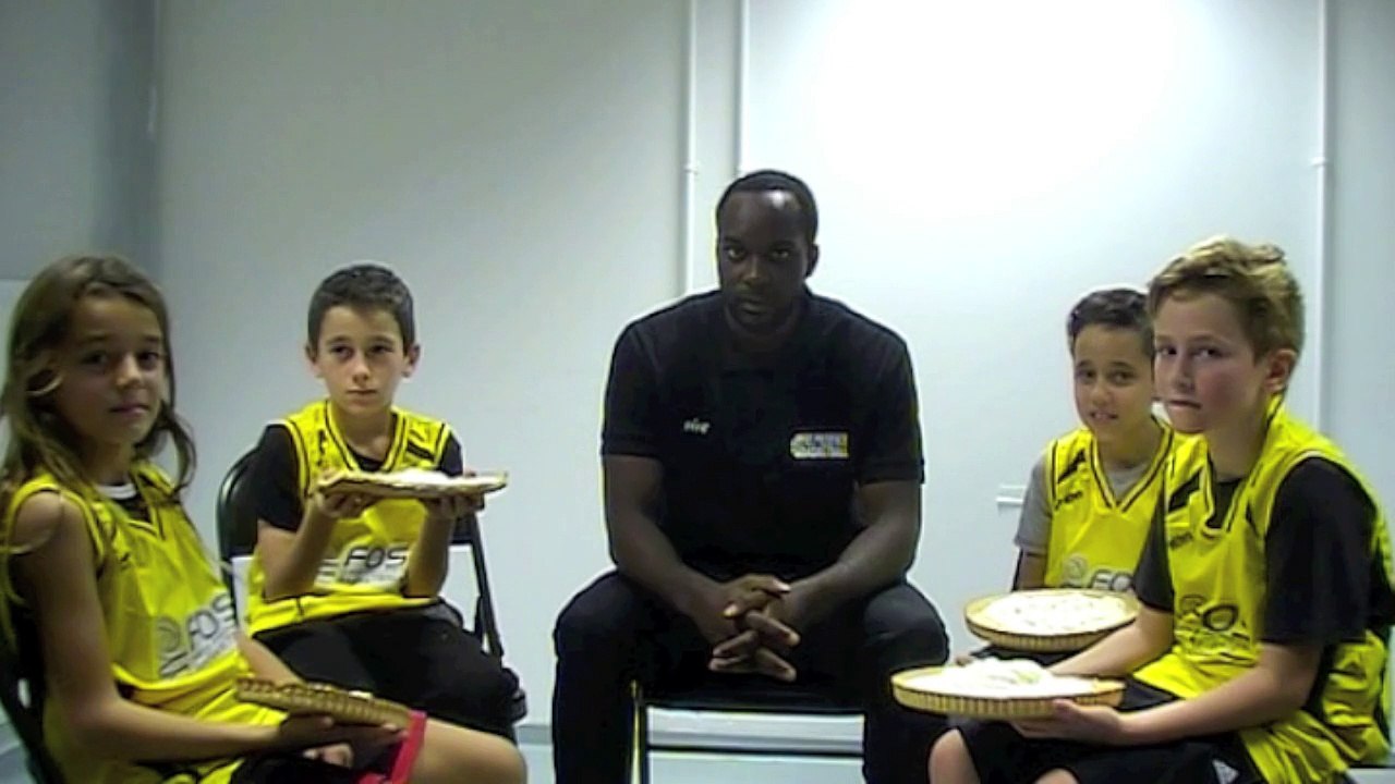 Family Game : ni oui, ni non avec Loïc Akono