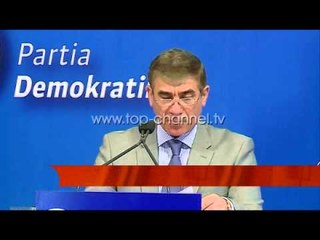 Descargar video: PD: Buxheti për 2015 ul pagat dhe pensionet - Top Channel Albania - News - Lajme