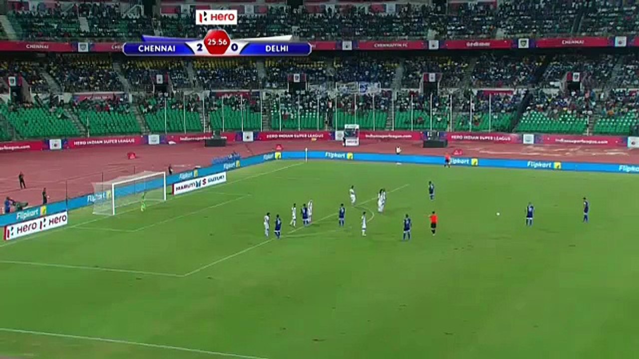 Kendinden emin geldi dağlara taşlara vurdu!