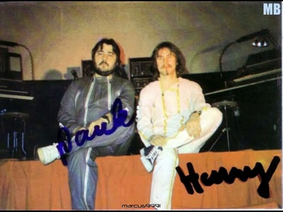 Pond - Supernova (1984)