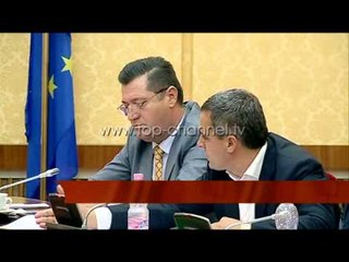 Download Video: Komisioni rrëzon heqjen e akcizës për pijet energjike - Top Channel Albania - News - Lajme