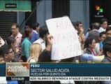 Perú: trabajadores del sector salud continúan en huelga contra el TPP