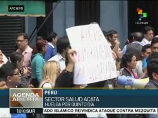 Perú: trabajadores del sector salud continúan en huelga contra el TPP