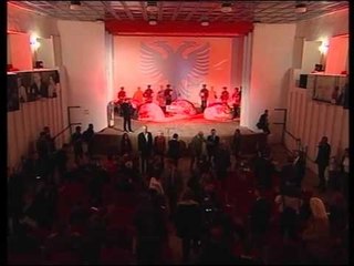 EKSPOZITA “BUNK’ART”,E HAPUR DERI NE FUND TE DHJETORIT GODINA 5 KATESHE ME 106 DHOMA LAJM