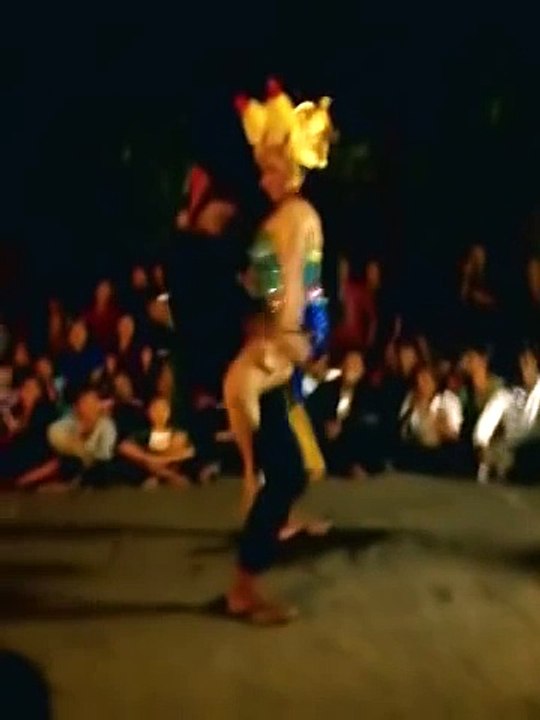 HOT bungbung dance Bali island