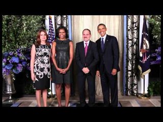 PRESIDENTI OBAMA URON PRESIDENTIN NISHANI ME RASTIN E FESTES SE PAVARESISE