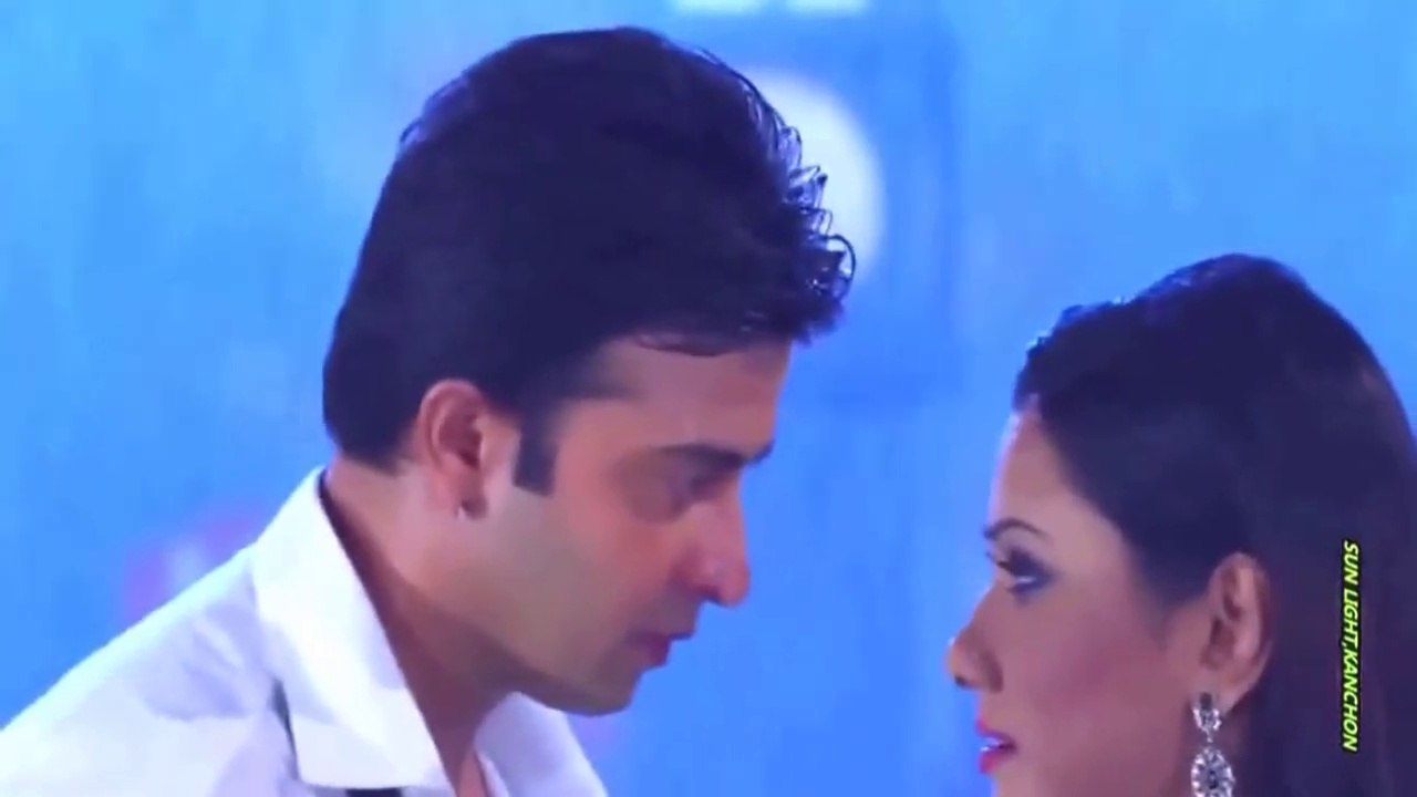 Bangla Movie Video New Song 2015 "Valobasha Hoye Jay" ft. Shakib Khan, Boby