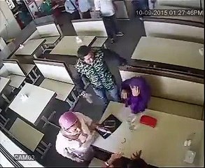 Family Caught Their Young Girl Dating With A Boyfriend کالج میں لڑکی اپنے یار کے ساتھ پکڑی گئ۔۔شرمناک ویڈیو دیکھیں