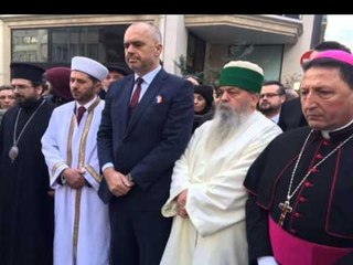 MARSHIMI PERKUJTIMOR I PARISIT,TE PRANISHEM 40 KRERE SHTETESH,BLINDOHET FRANCA LAJM