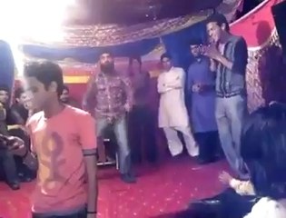 Ya hain Islam k muhafiz molvi " kam dakho molvi k