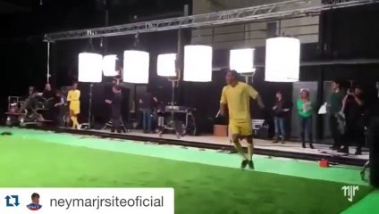 Neymar Amazing Rabona Trick Shot in a Commercial 2015