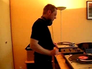 dj pantoufle et ses pantoufles