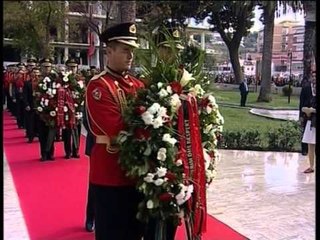 SHQIPERIA 102 VITE PAVARESI,NISHANI,RAMA DHE META BASHKE NE VLORE PER NGRITJEN E FLAMURIT LAJM