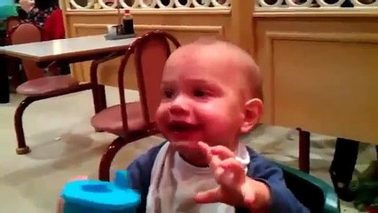 CLIP tổng hợp những em bé hài hước nhất thế giới 2013