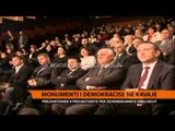 Monumenti i demokracisë në Kavajë - Top Channel Albania - News - Lajme