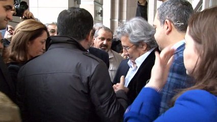 Turquie: deux journalistes de l'opposition écroués