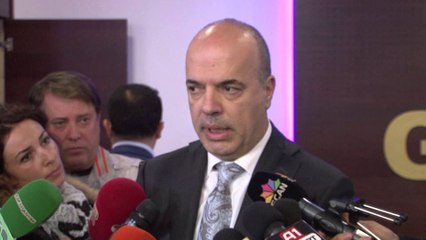 DREJTORI I OSHEE HEDH POSHTE AKUZAT E PD