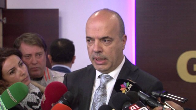 DREJTORI I OSHEE HEDH POSHTE AKUZAT E PD