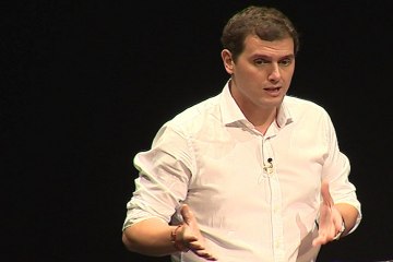 Albert Rivera y Pablo Iglesias se echan en cara sus pactos