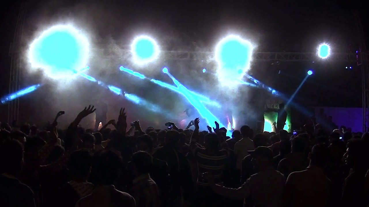 http://www.dailymotion.com/video/x3fox0h_zuhaib...