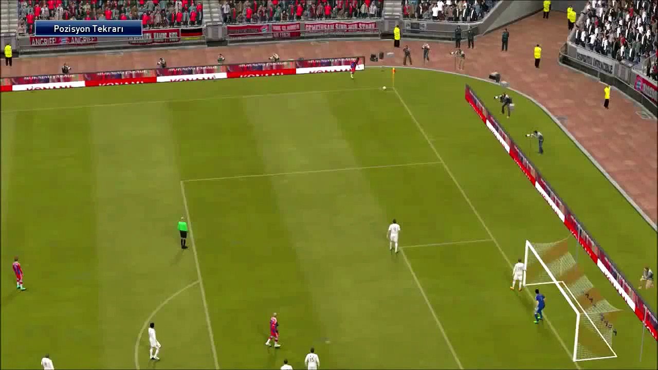 Pes 2015 rövaşata ve uzaktan güzel iki gol