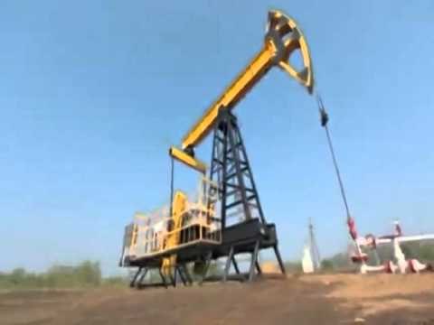 VIJON RENIA E ÇMIMIT TE NAFTES BRUTO NE TREGJET BOTERORE NE NJE NIVEL REKORD LAJ