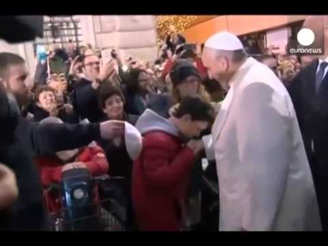 PAPA FRANÇESKU REFUZON TAKIMIN ME DALAI LAMEN PER SHKAK TE SITUATES DELIKATE ME KINEN LAJM